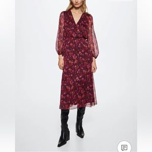 NWT size S. Mango dress. Soft, elegant dress